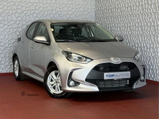 Toyota Yaris 1.5 HYBRID CARPLAY CAMERA STOEL/STUUR VERW LMV ADAP.CRUISE ✅ Top Auto's Wijchen , Al 30 Jaar verkoop van Toyota , Type's Launch / Executive / Dynamic / First Edition / Business / Zowel Phev / Hev / Benzine / met fabrieksgarantie ✅