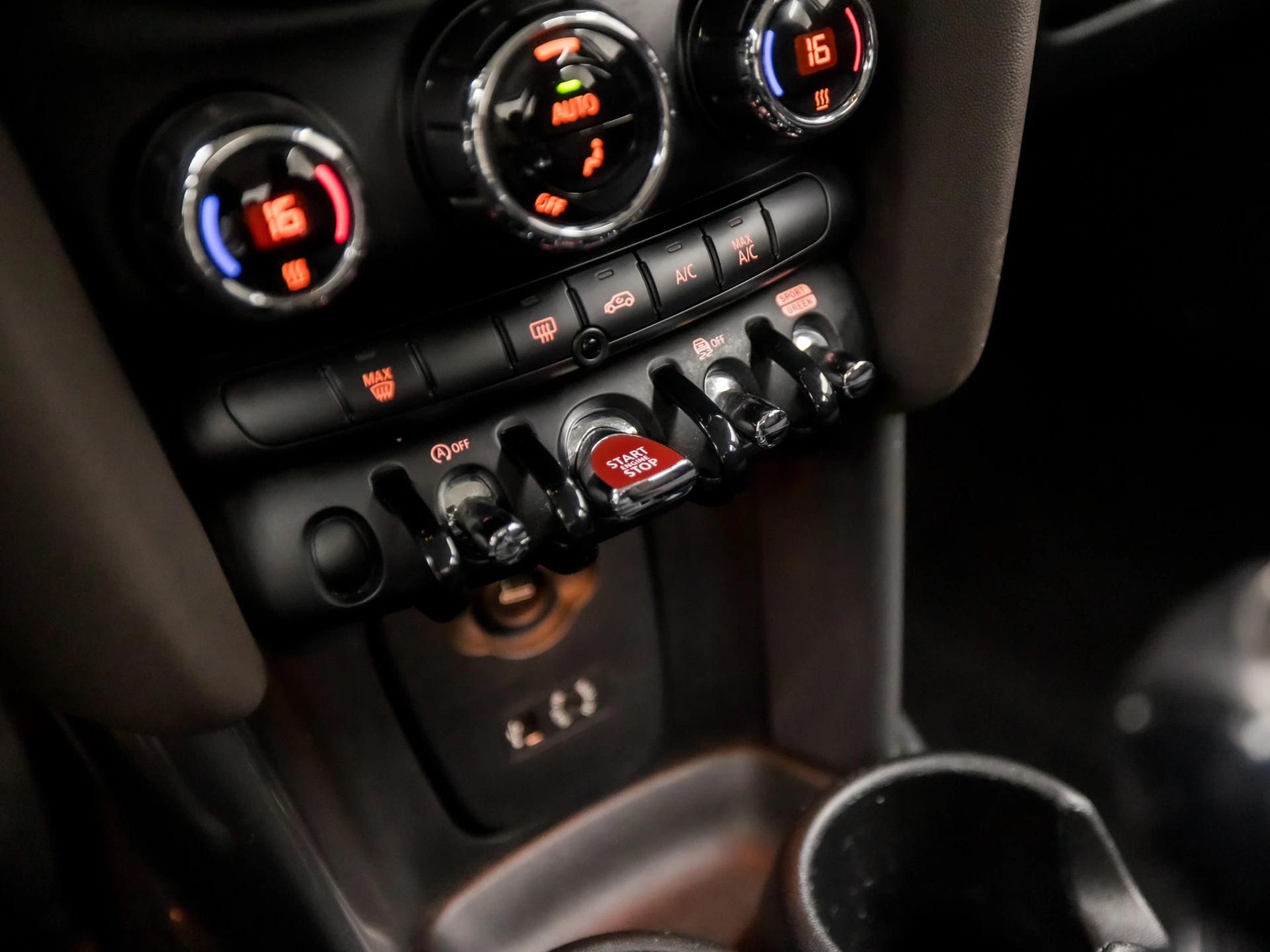 Hoofdafbeelding MINI Cooper