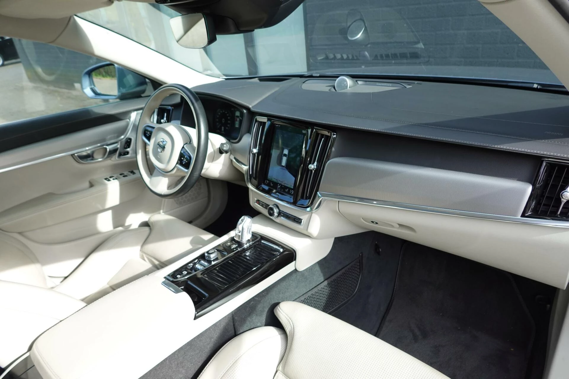 Hoofdafbeelding Volvo V90