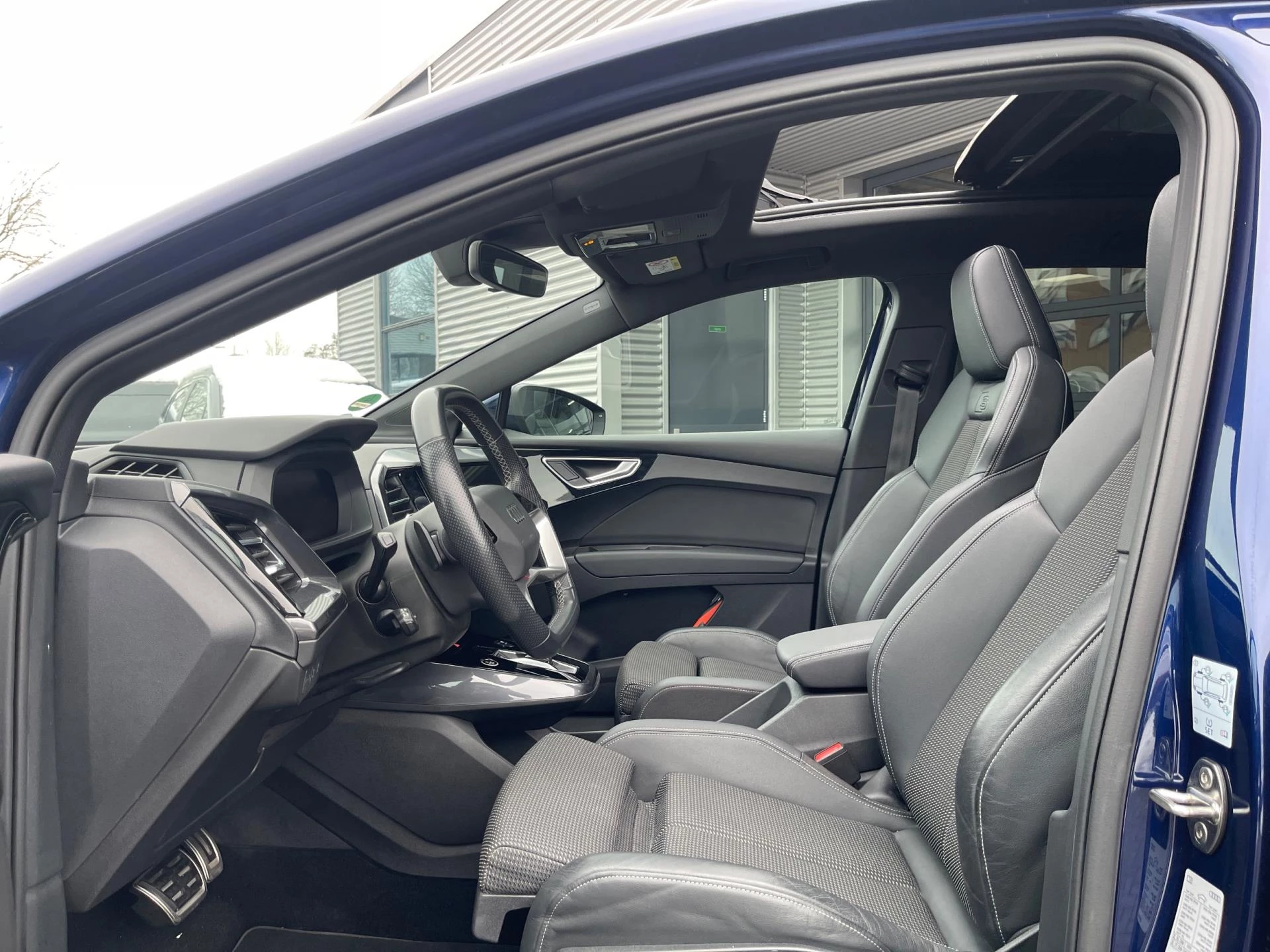 Hoofdafbeelding Audi Q4 e-tron