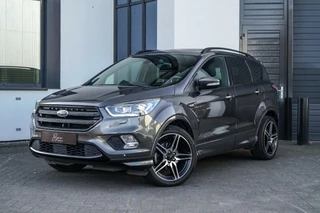 Hoofdafbeelding Ford Kuga Ford Kuga 1.5 EcoBoost ST Line PANO / TREKHAAK / CAMERA