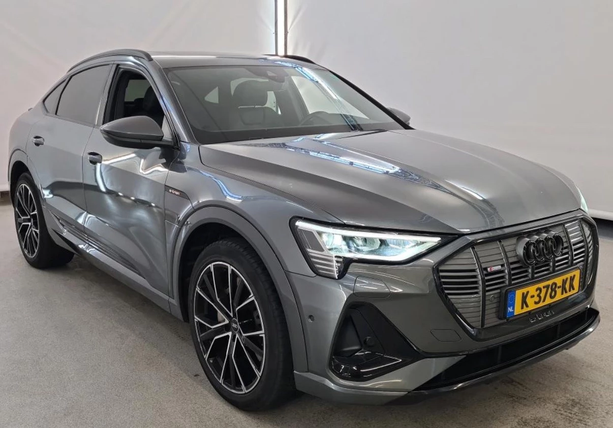 Hoofdafbeelding Audi e-tron