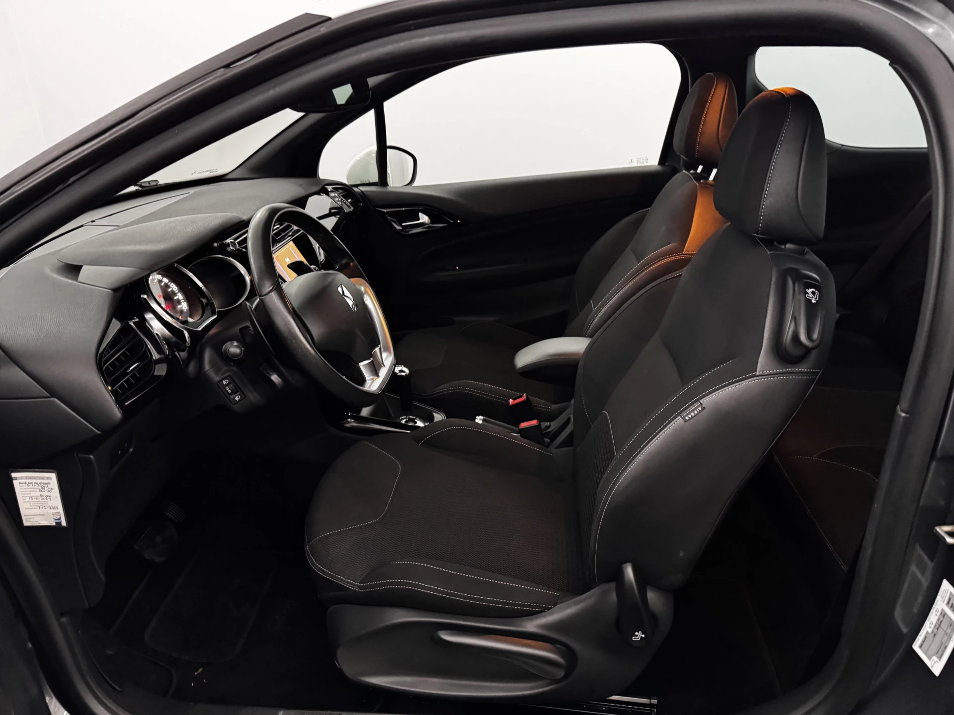 Hoofdafbeelding DS DS 3
