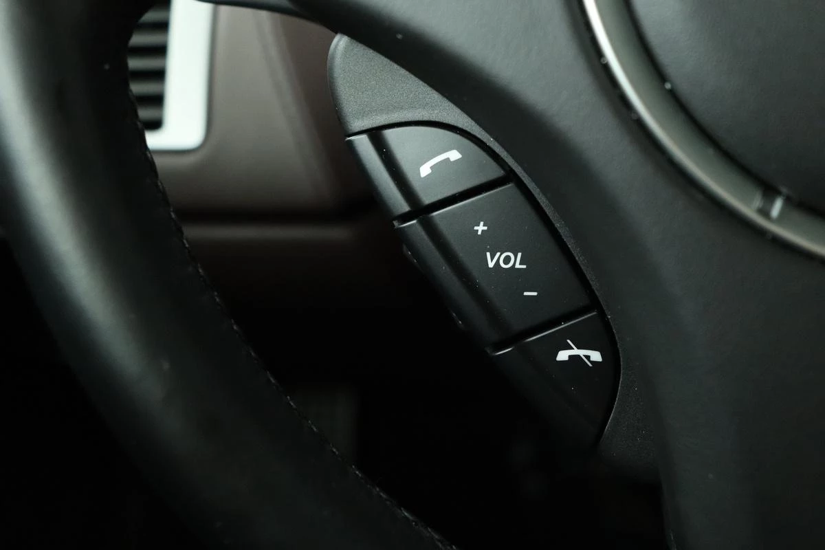 Hoofdafbeelding Aston Martin V12 Virage