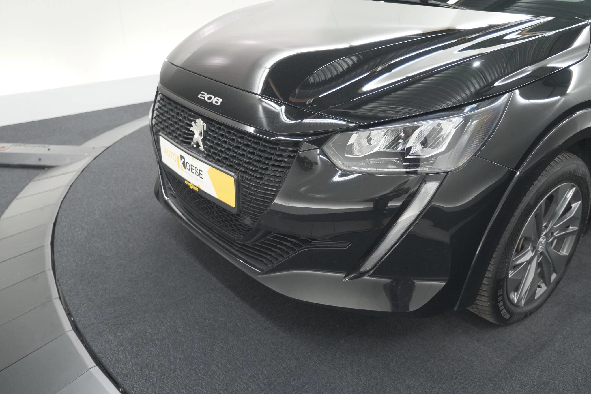 Hoofdafbeelding Peugeot e-208