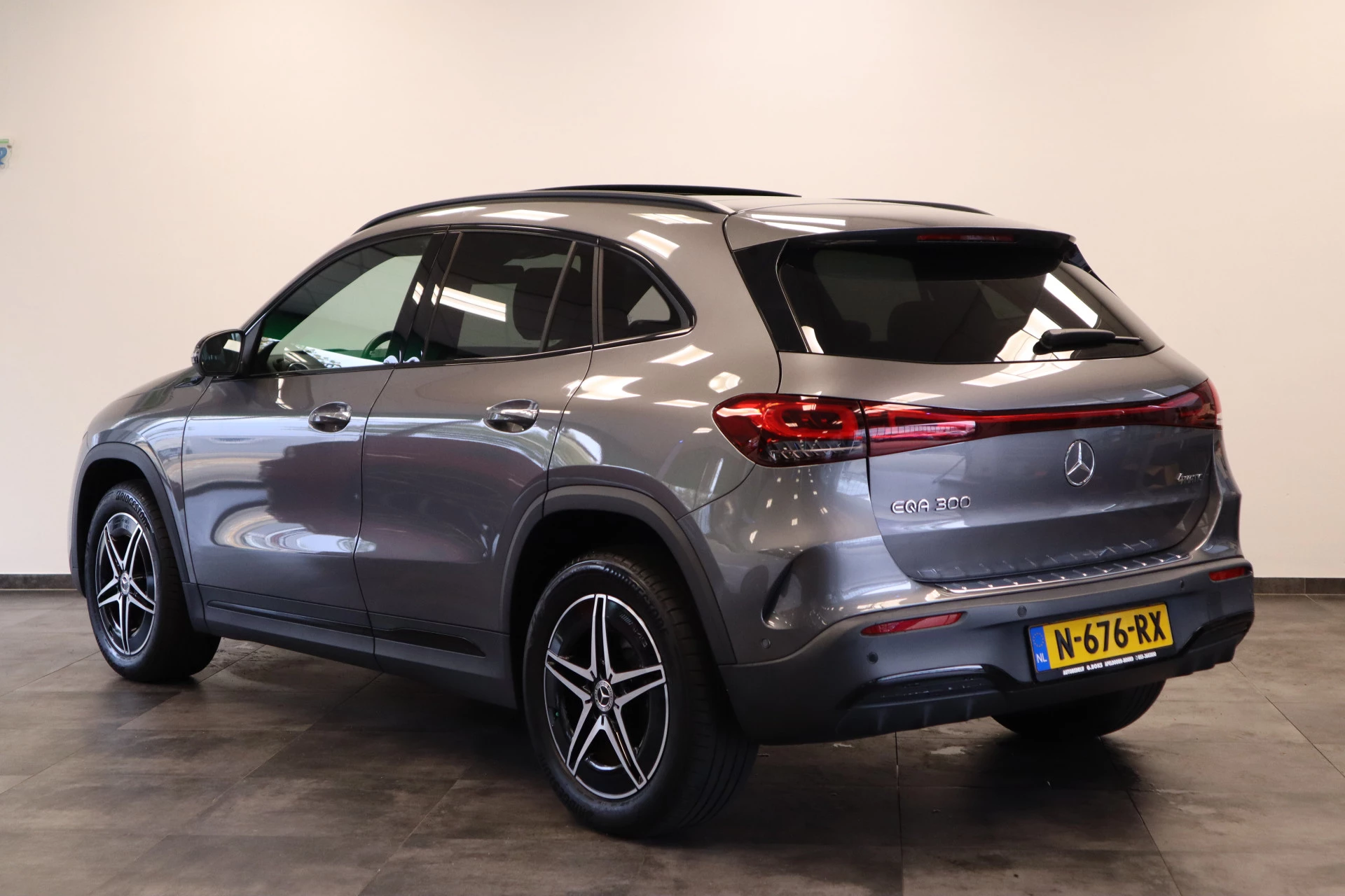 Hoofdafbeelding Mercedes-Benz EQA