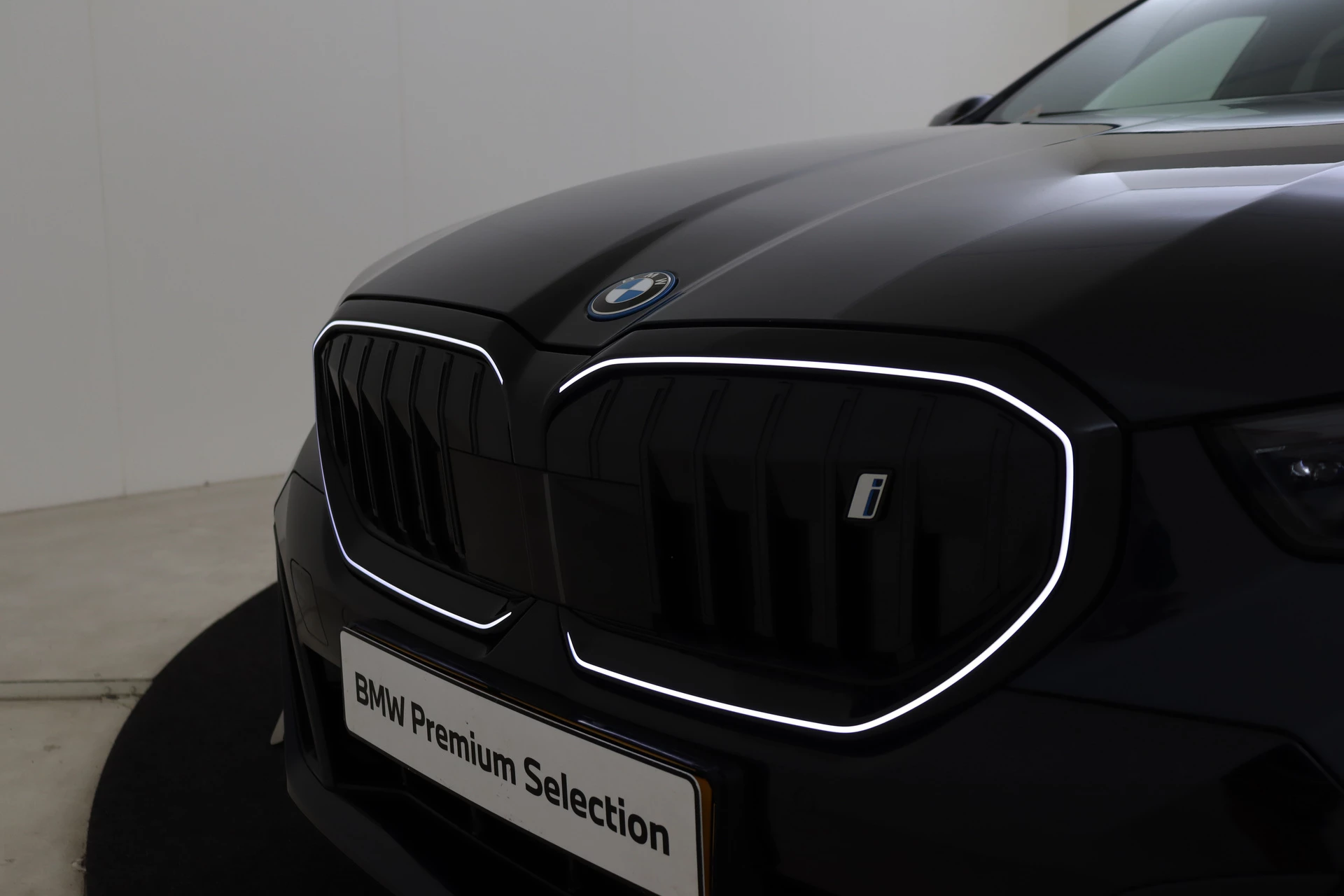 Hoofdafbeelding BMW i5