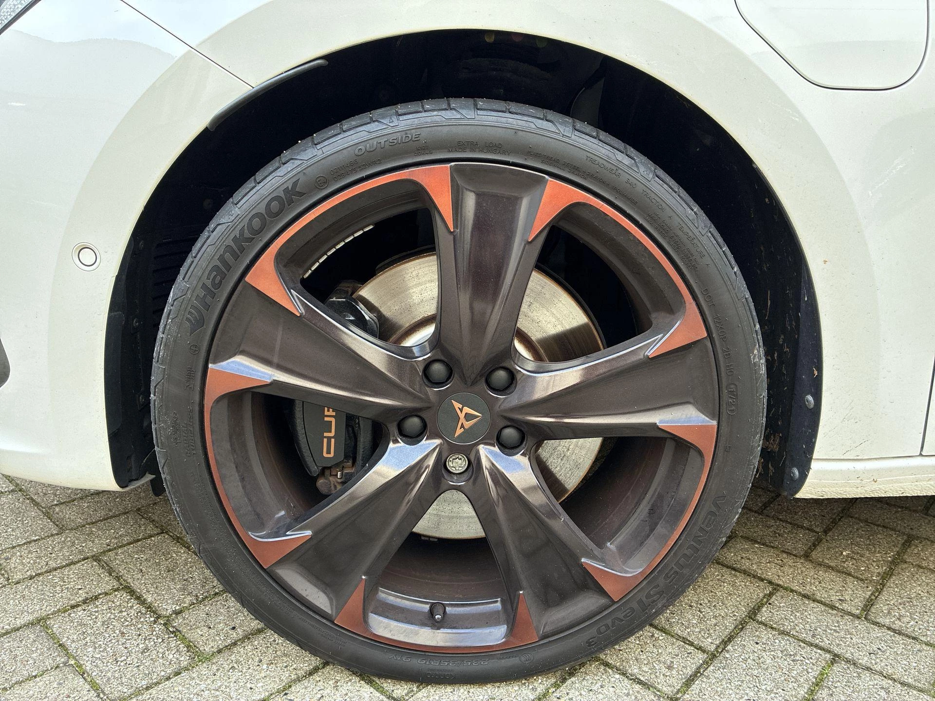 Hoofdafbeelding CUPRA Leon