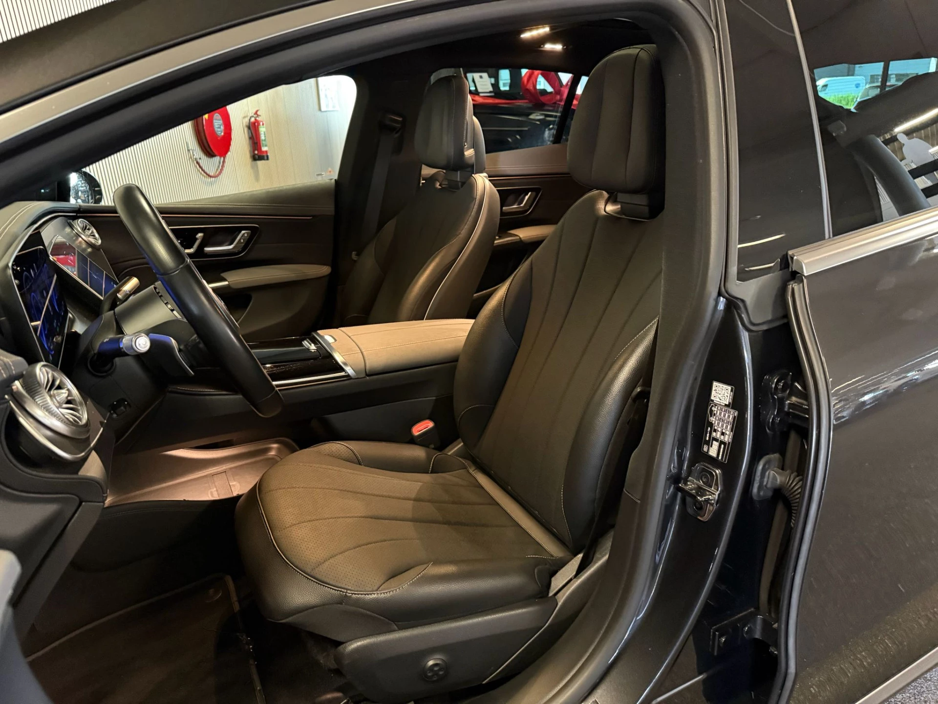 Hoofdafbeelding Mercedes-Benz EQS