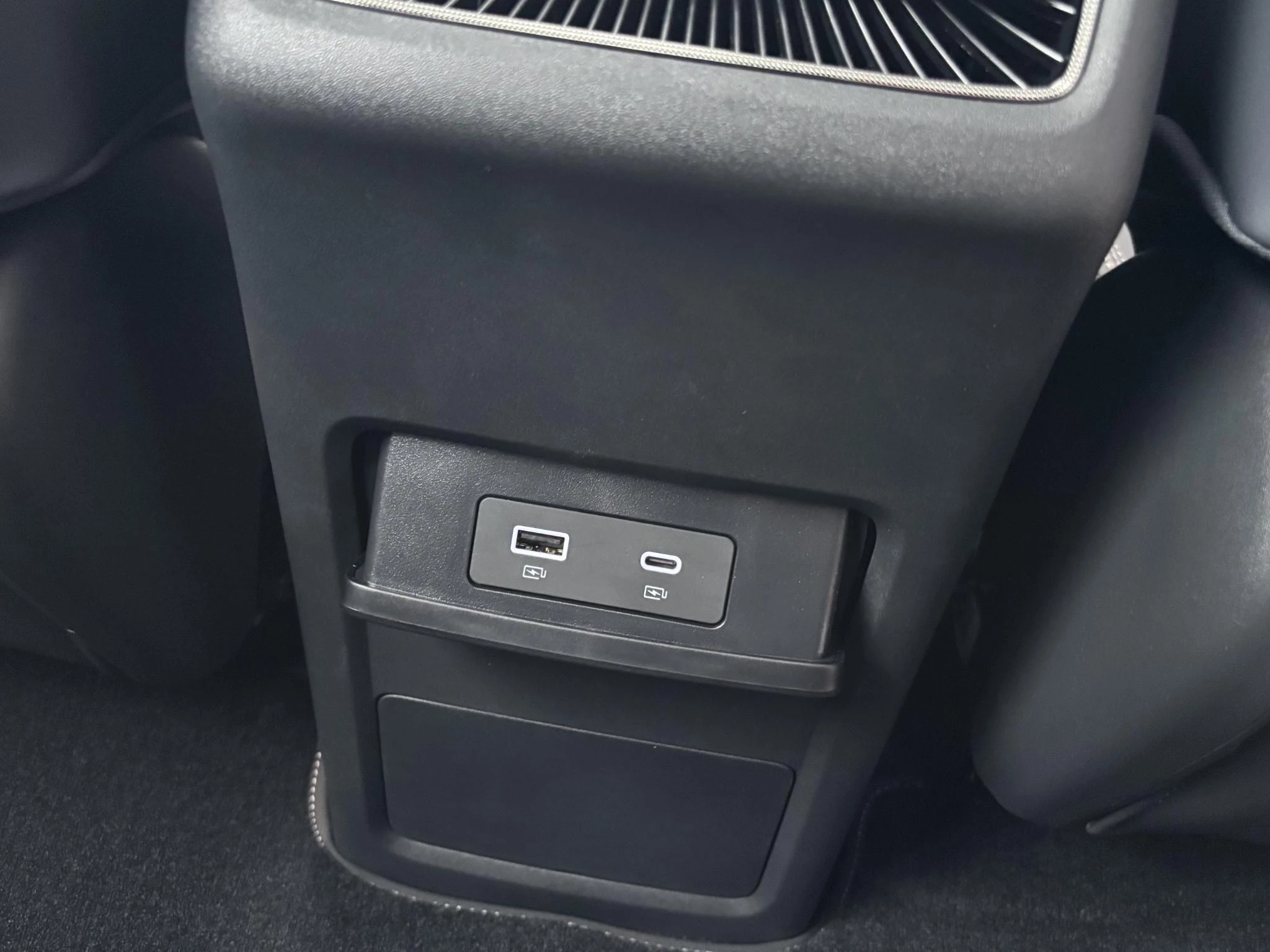 Hoofdafbeelding Voyah Courage