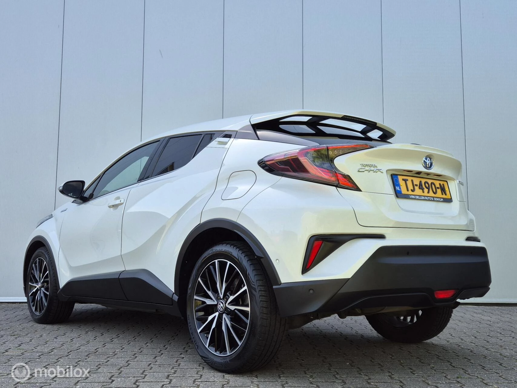 Hoofdafbeelding Toyota C-HR