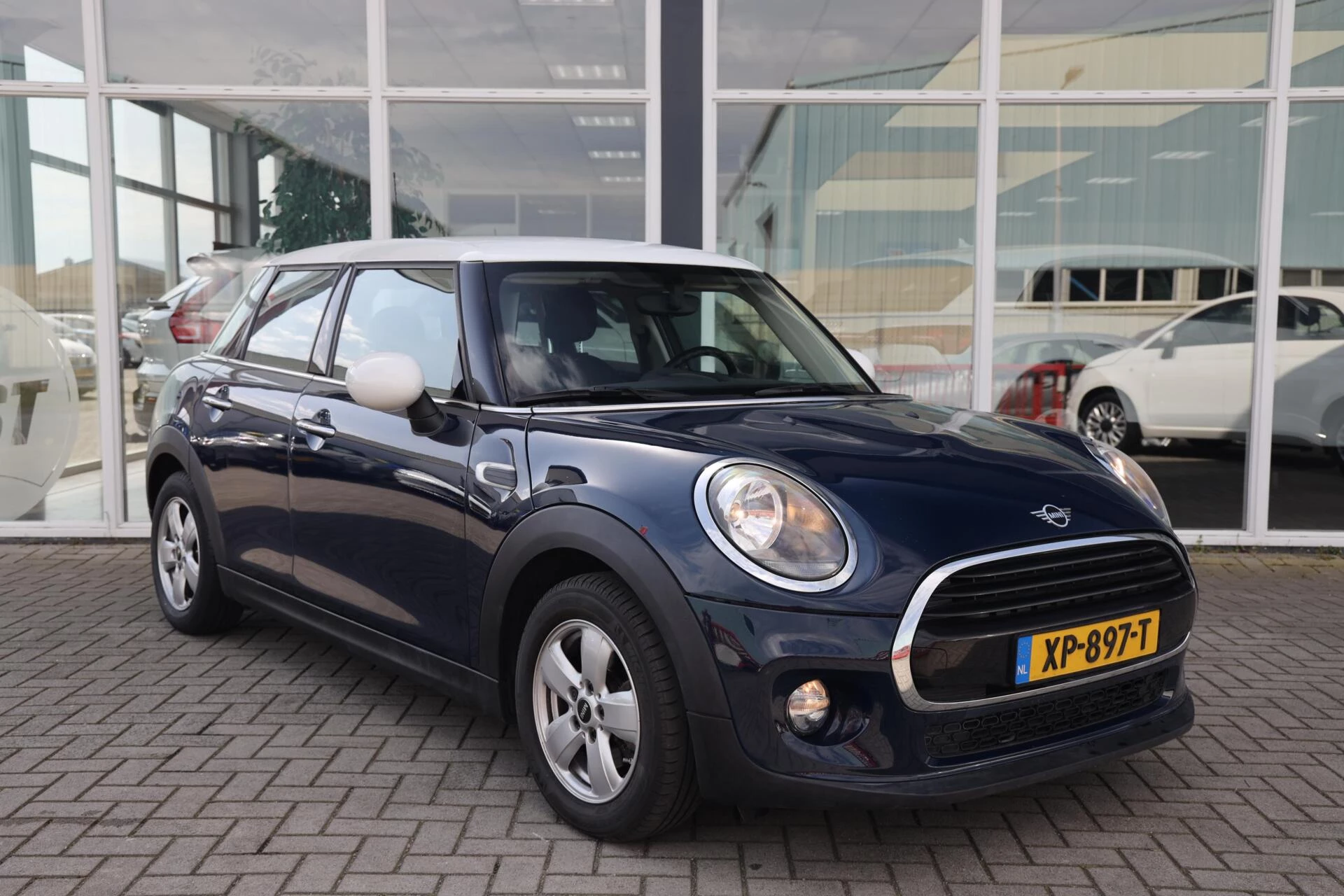 Hoofdafbeelding MINI Cooper