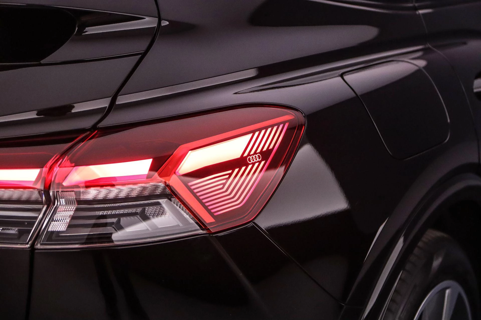 Hoofdafbeelding Audi Q4 Sportback e-tron