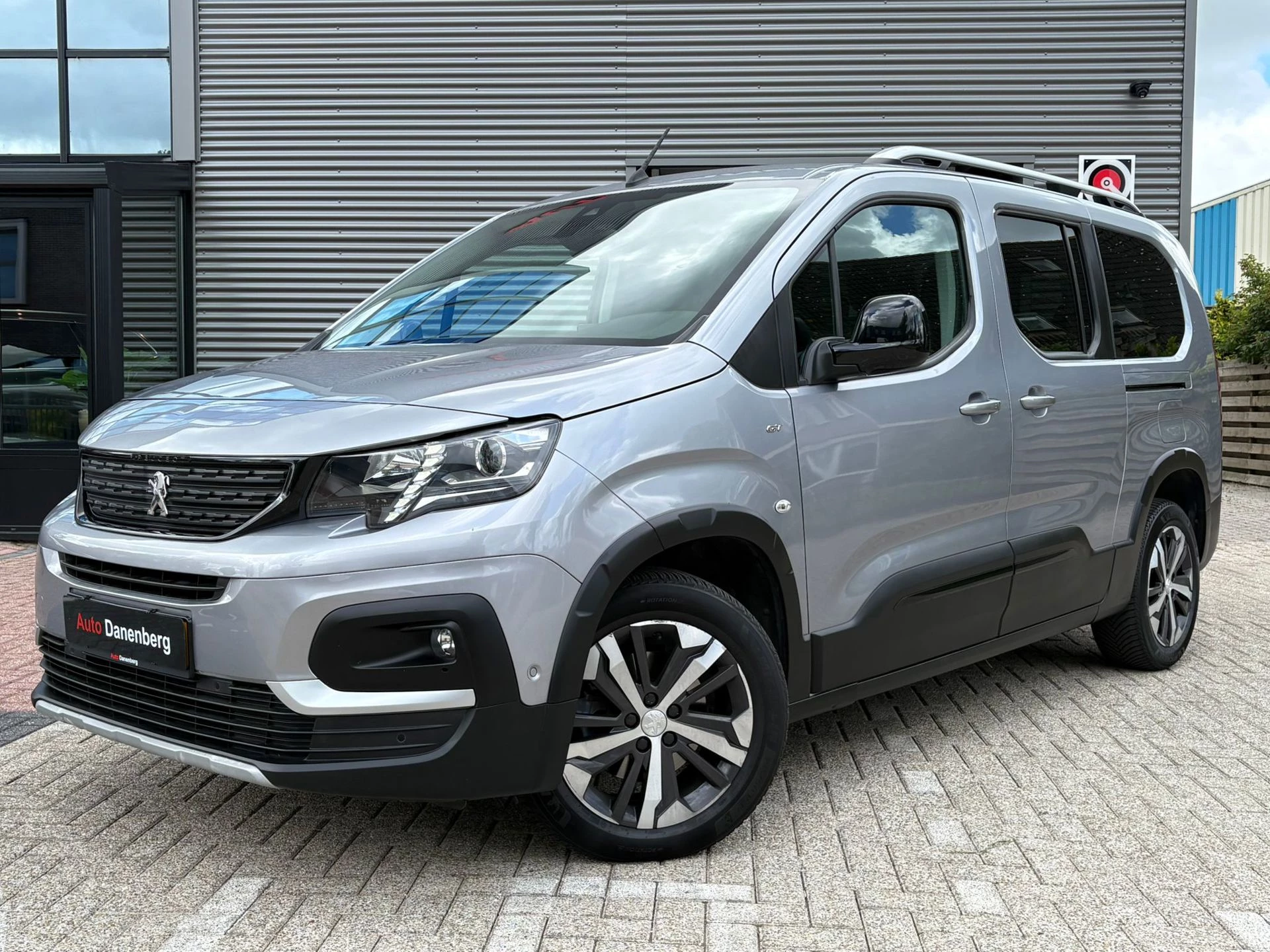 Hoofdafbeelding Peugeot Rifter