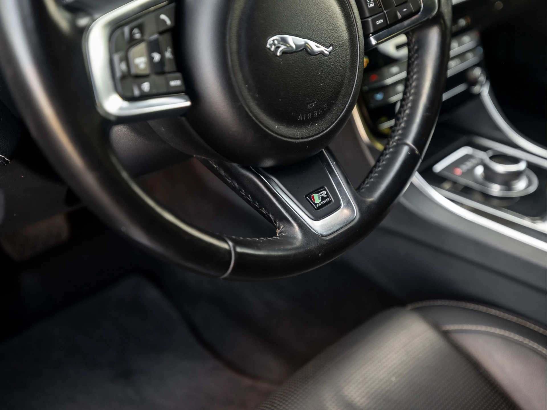 Hoofdafbeelding Jaguar XE