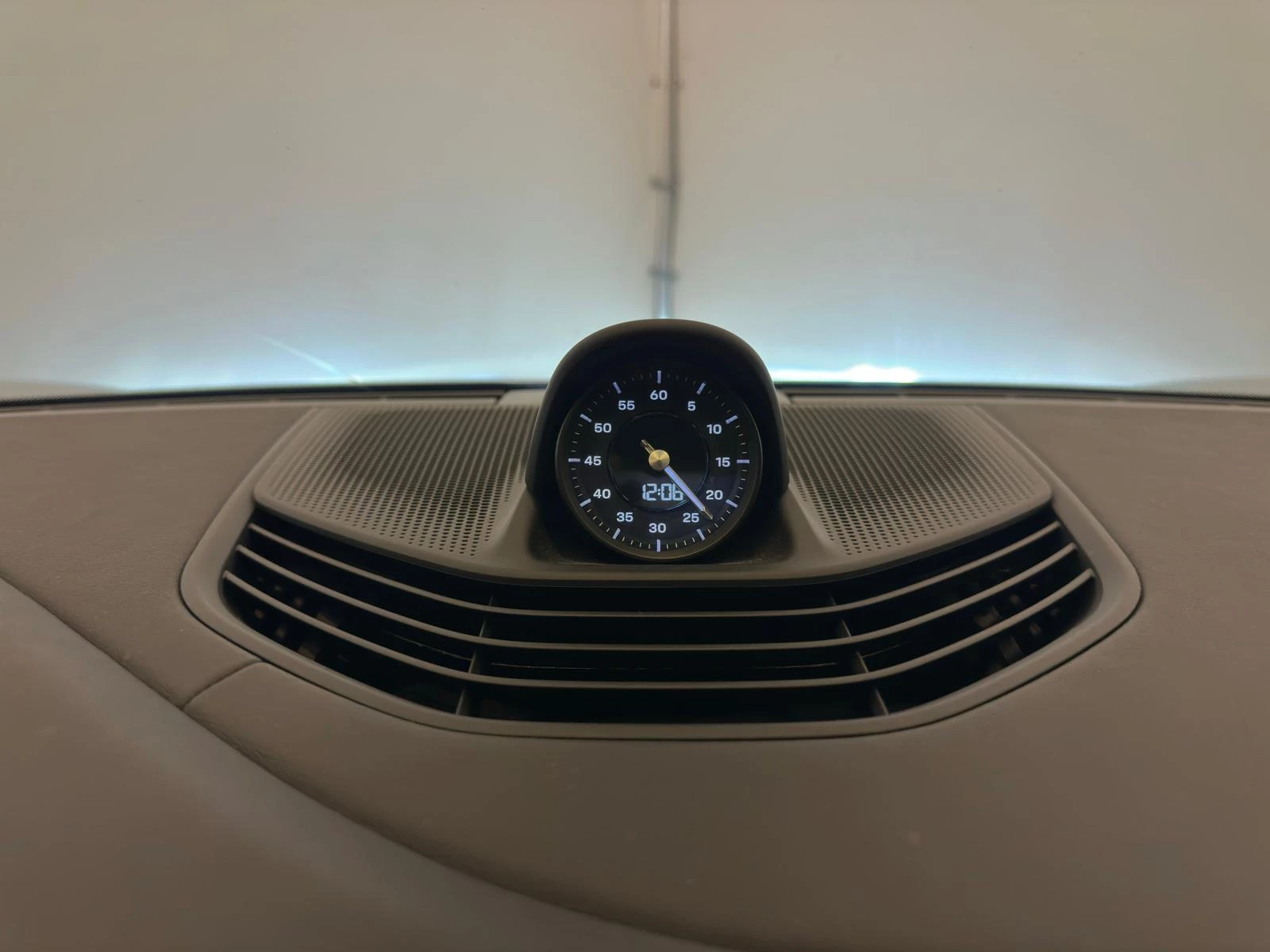 Hoofdafbeelding Porsche Taycan