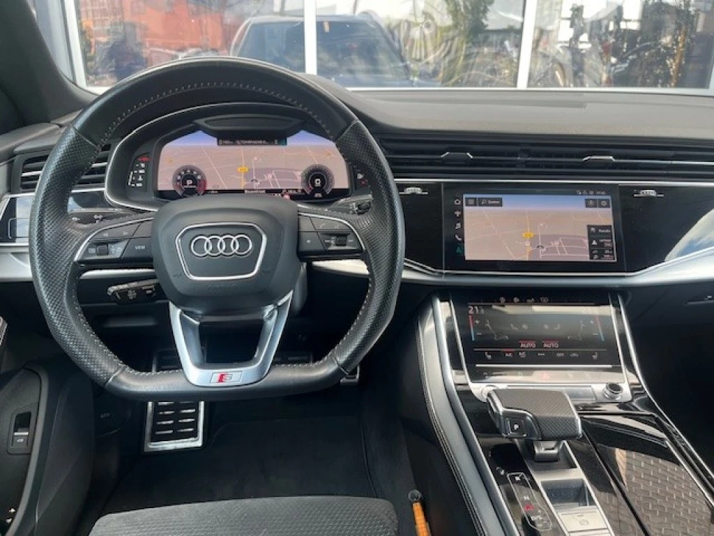 Hoofdafbeelding Audi Q8