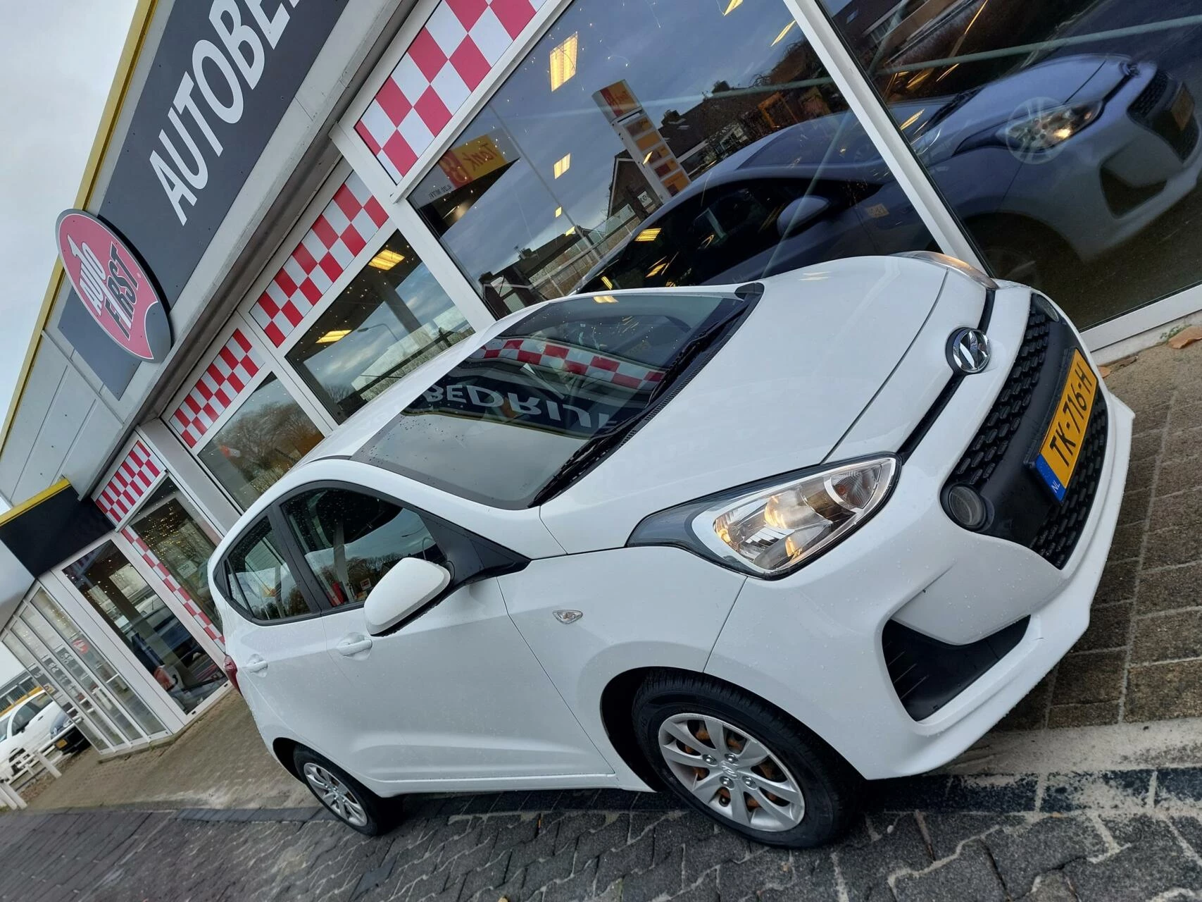 Hoofdafbeelding Hyundai i10