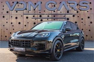 Hoofdafbeelding Porsche Cayenne Porsche Cayenne Coupé 4.0 Turbo E-Hybrid GT | PCCB | CARBON | PDCC | 18-WEG | INNODRIVE | SOFT-CLOSE |