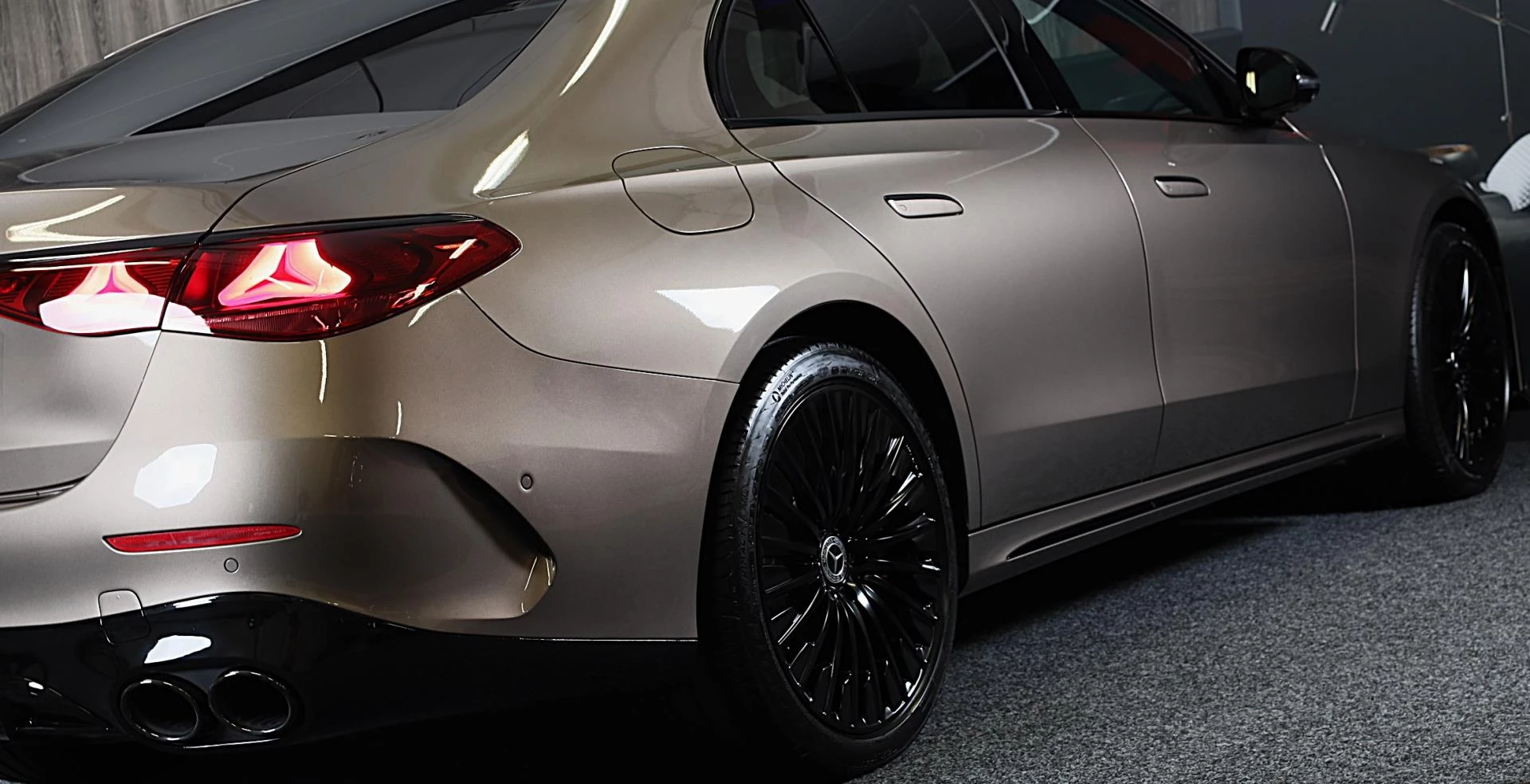 Hoofdafbeelding Mercedes-Benz E-Klasse