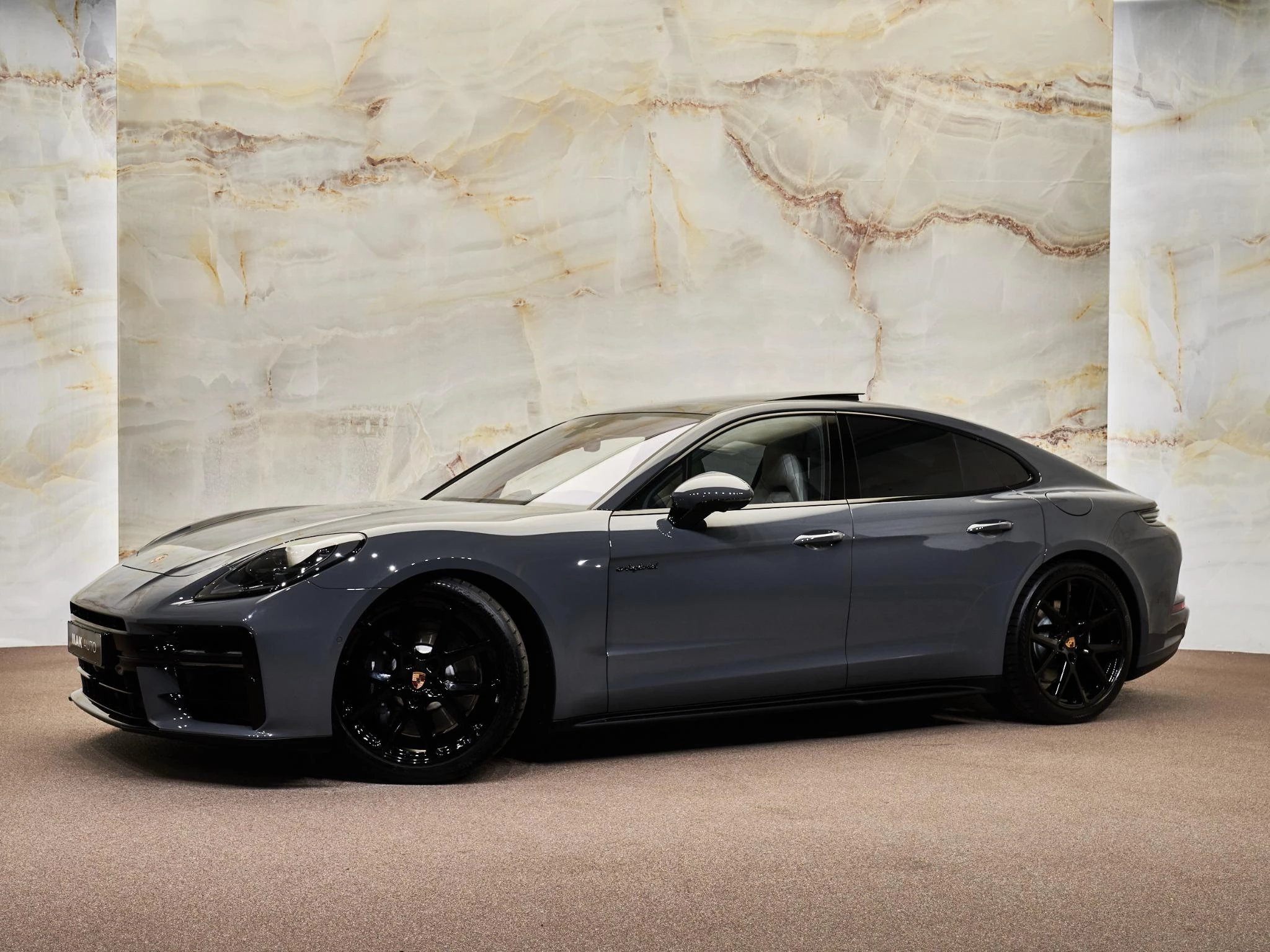 Hoofdafbeelding Porsche Panamera