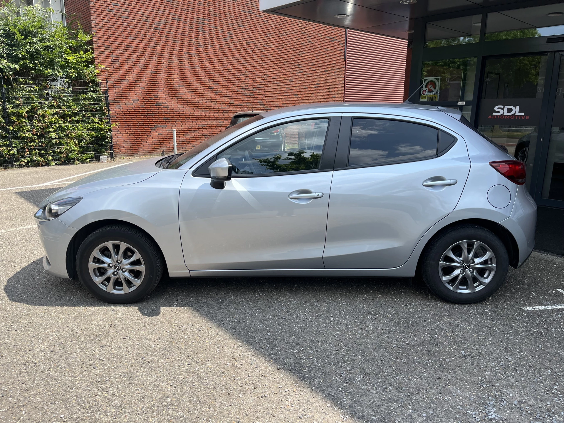 Hoofdafbeelding Mazda 2
