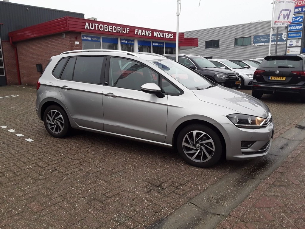 Hoofdafbeelding Volkswagen Golf Sportsvan