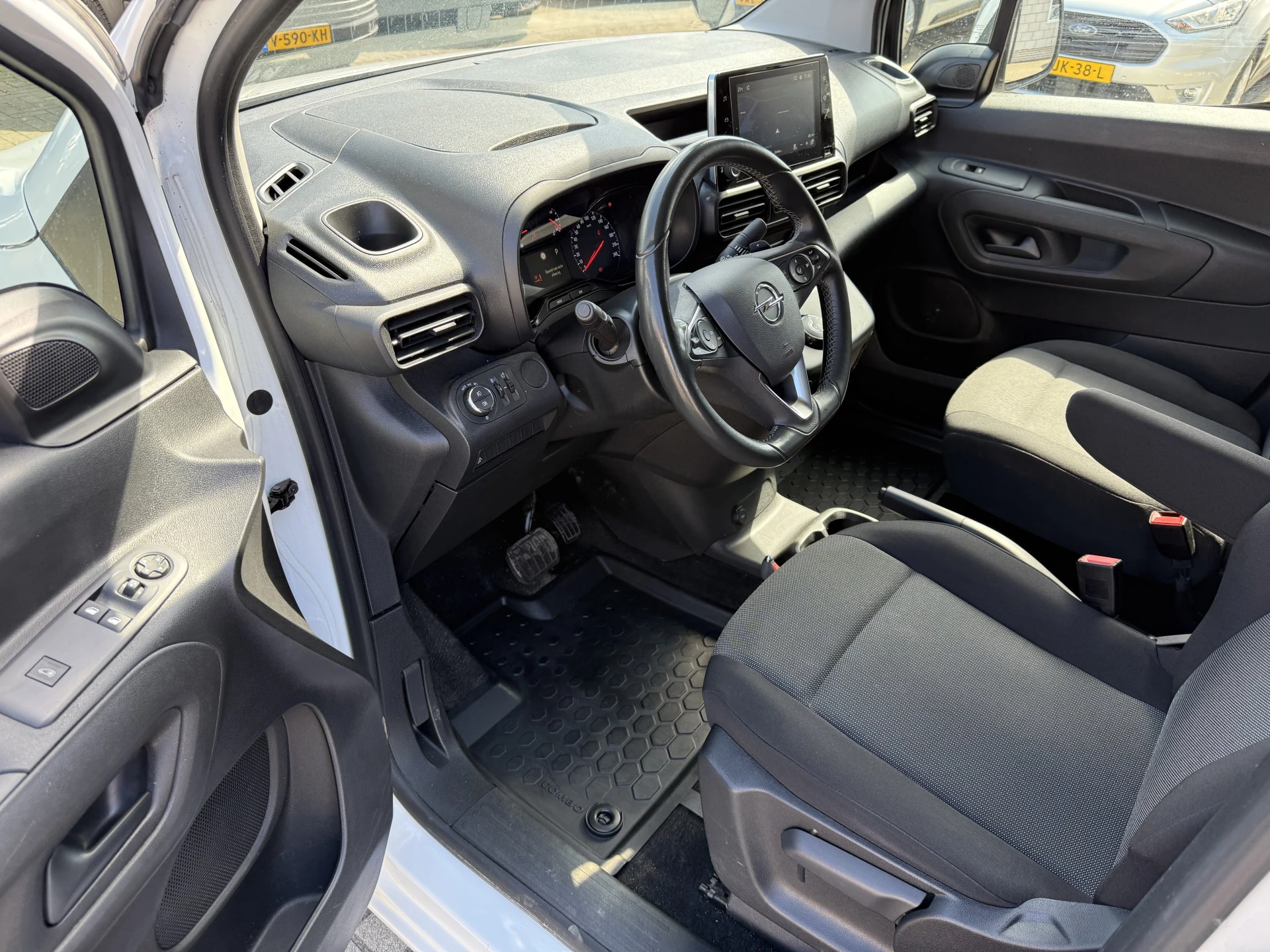 Hoofdafbeelding Opel Combo