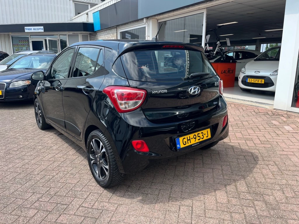 Hoofdafbeelding Hyundai i10