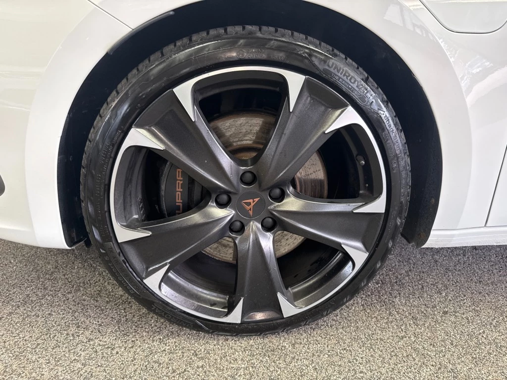 Hoofdafbeelding CUPRA Leon Sportstourer