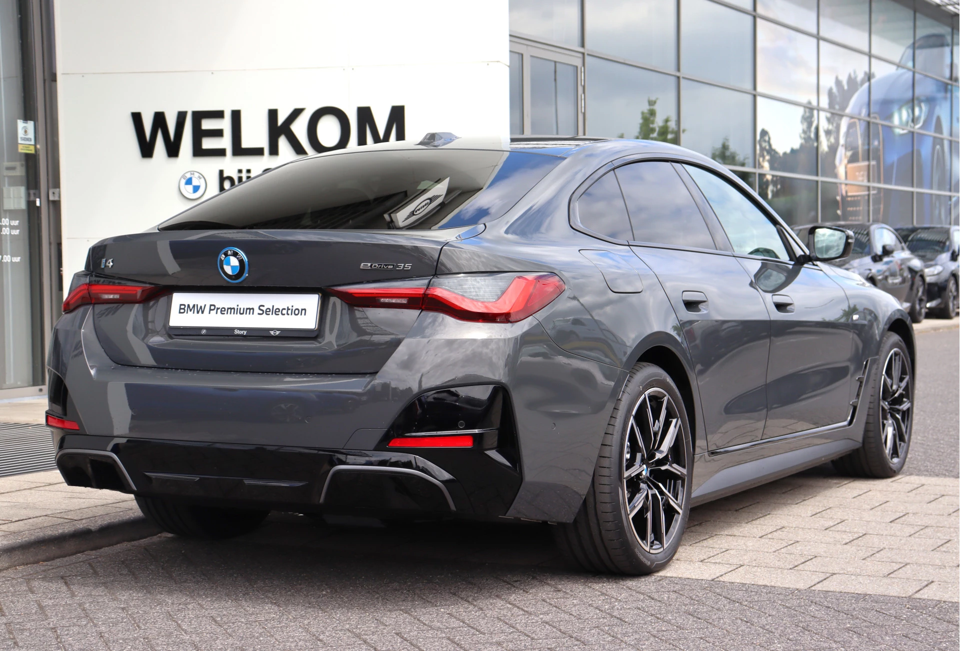 Hoofdafbeelding BMW i4