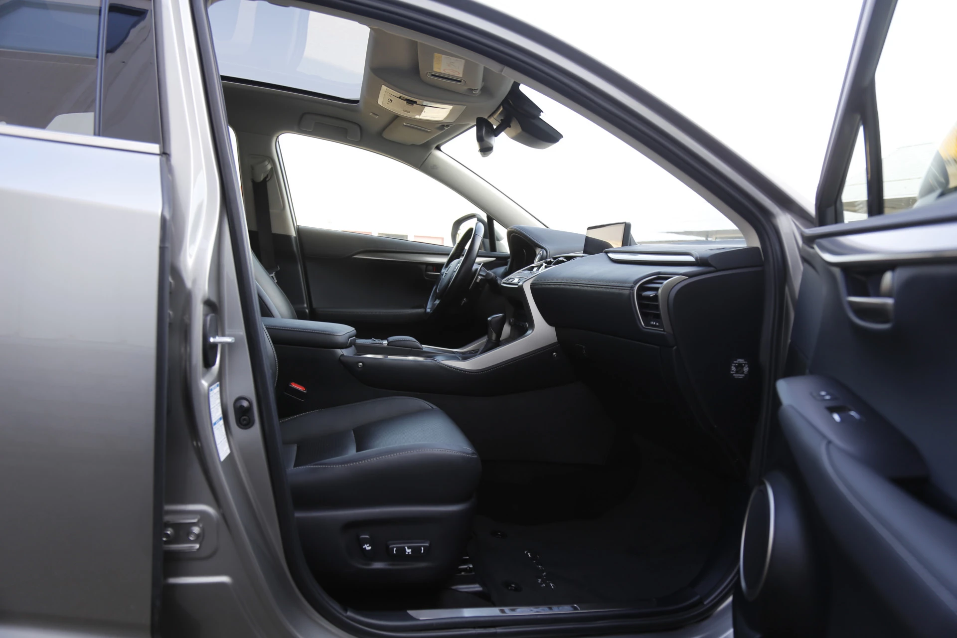 Hoofdafbeelding Lexus NX