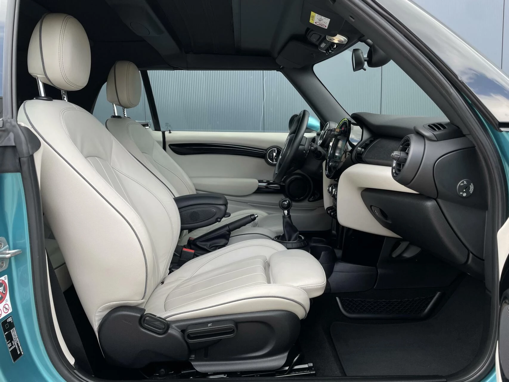 Hoofdafbeelding MINI Cooper Cabrio