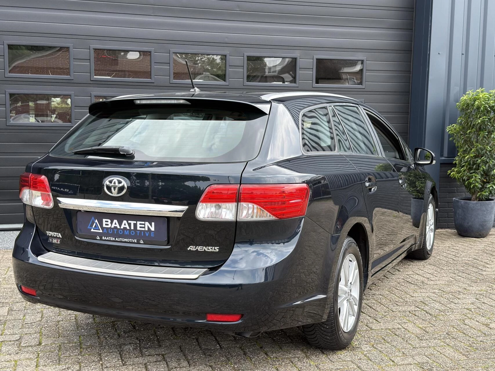 Hoofdafbeelding Toyota Avensis