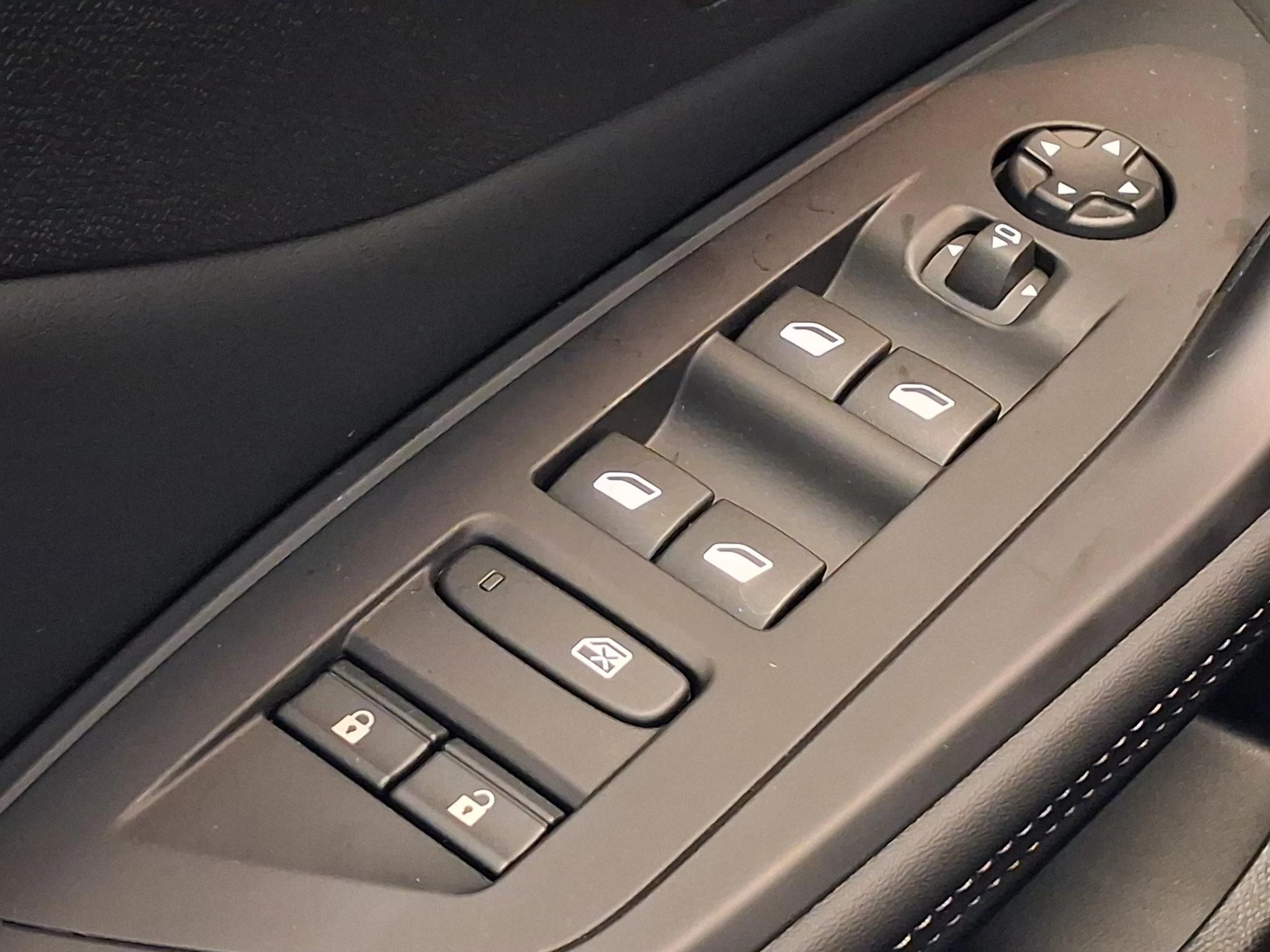 Hoofdafbeelding Peugeot 408