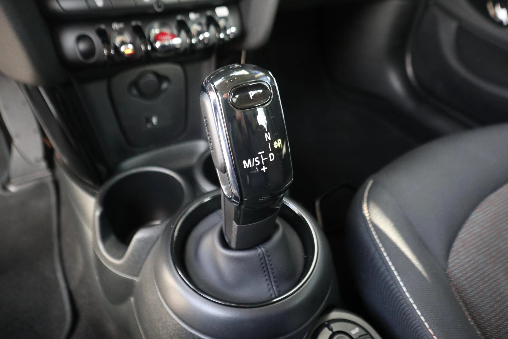 Hoofdafbeelding MINI 5-deurs