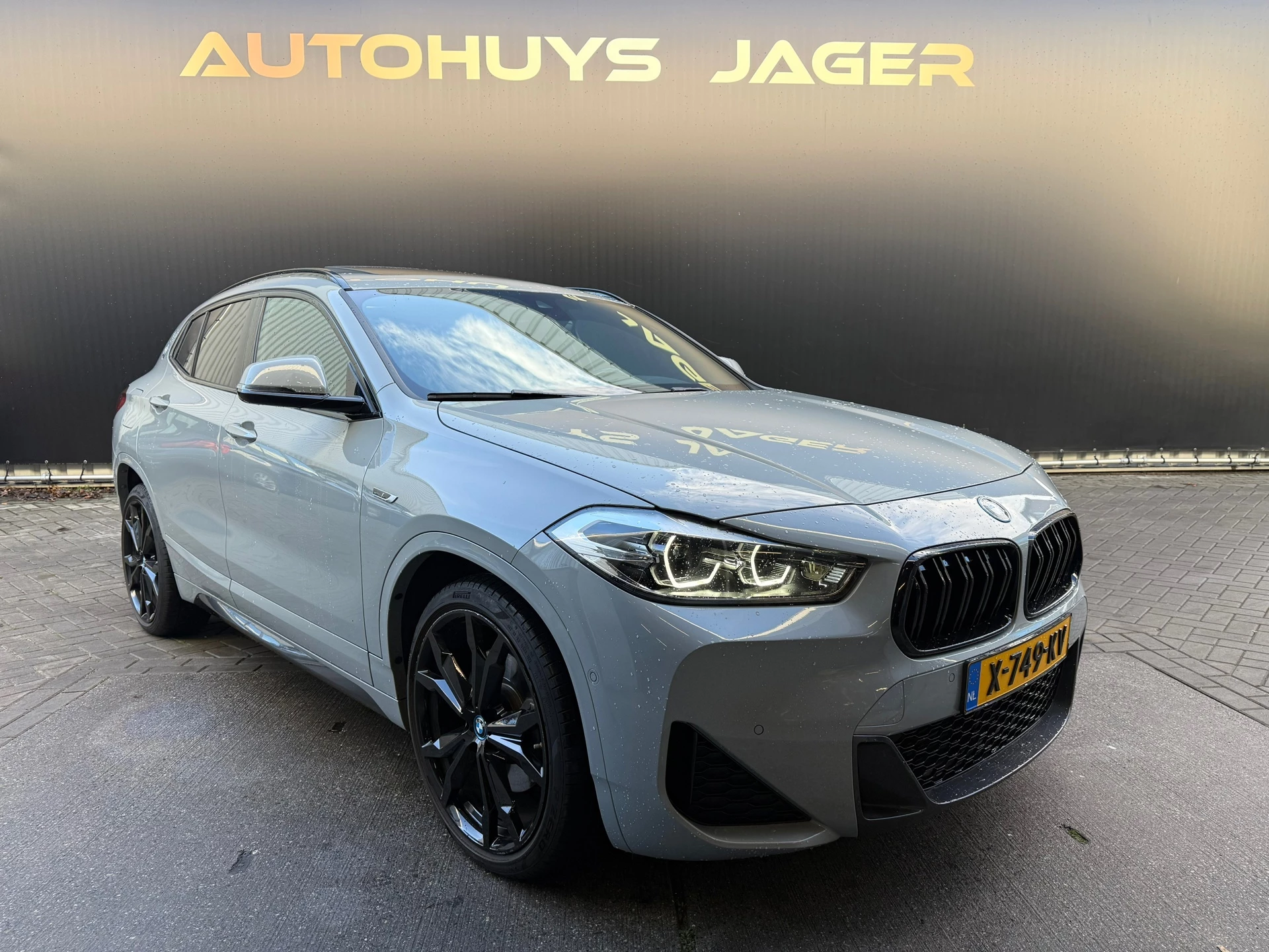 Hoofdafbeelding BMW X2