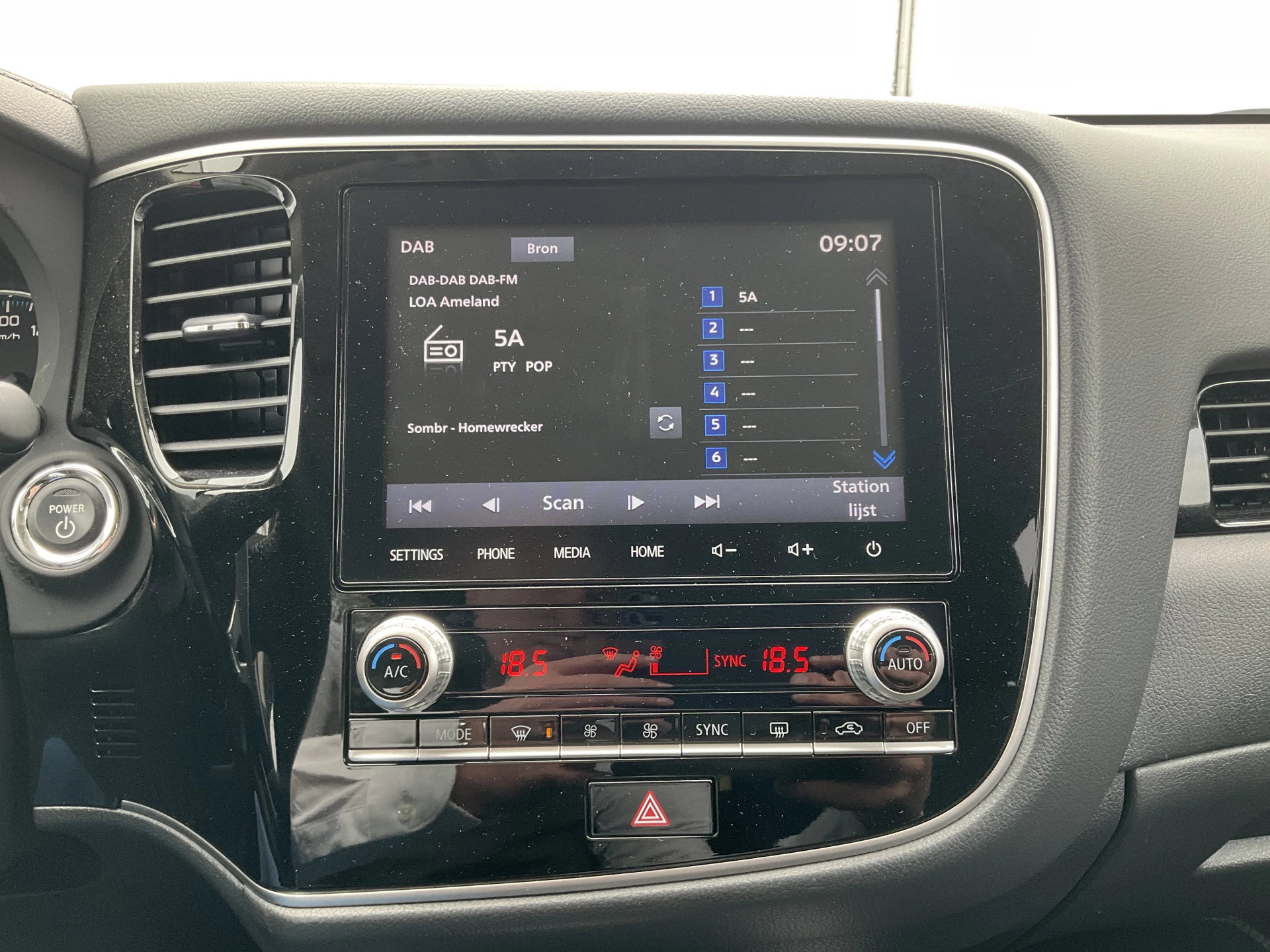 Hoofdafbeelding Mitsubishi Outlander