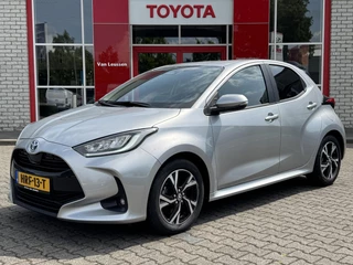 Toyota Yaris HYBRID 115 DYNAMIC STOEL/STUURVERW APPLE/ANDROID LED 16" LM-VELGEN CLIMA AD-CRUISE