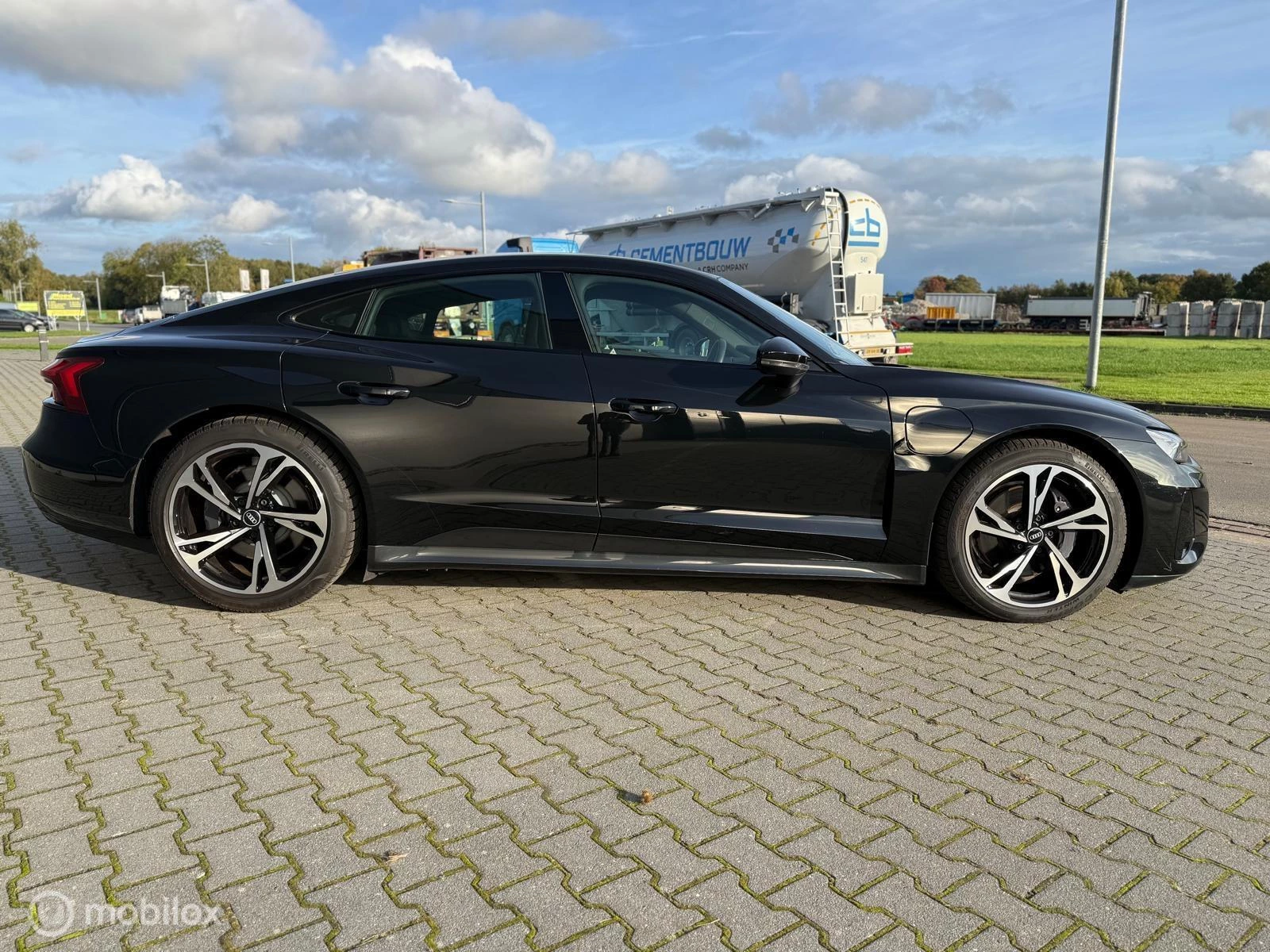 Hoofdafbeelding Audi e-tron GT