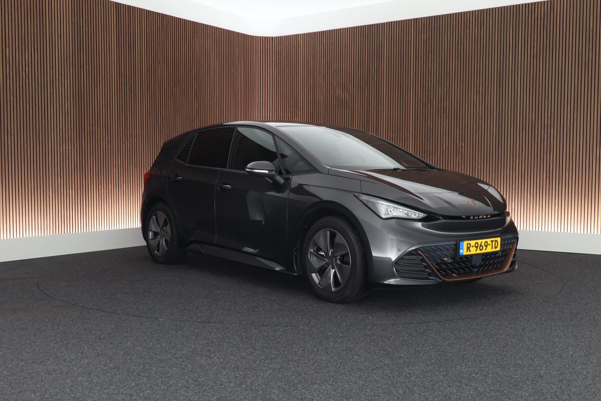 Hoofdafbeelding CUPRA Born