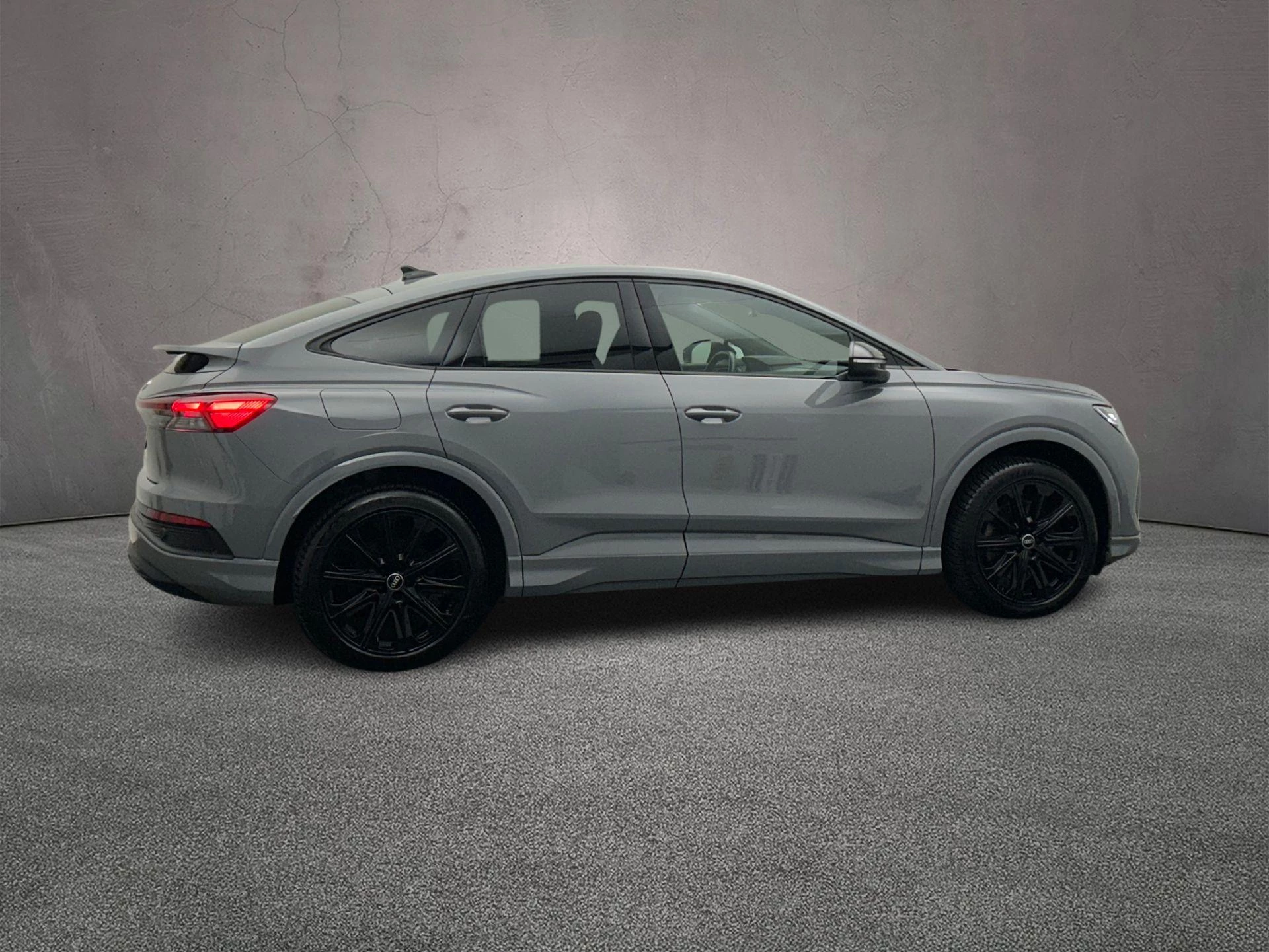 Hoofdafbeelding Audi Q4 Sportback e-tron