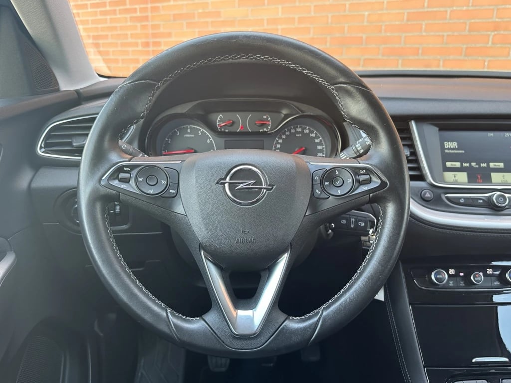 Hoofdafbeelding Opel Grandland X