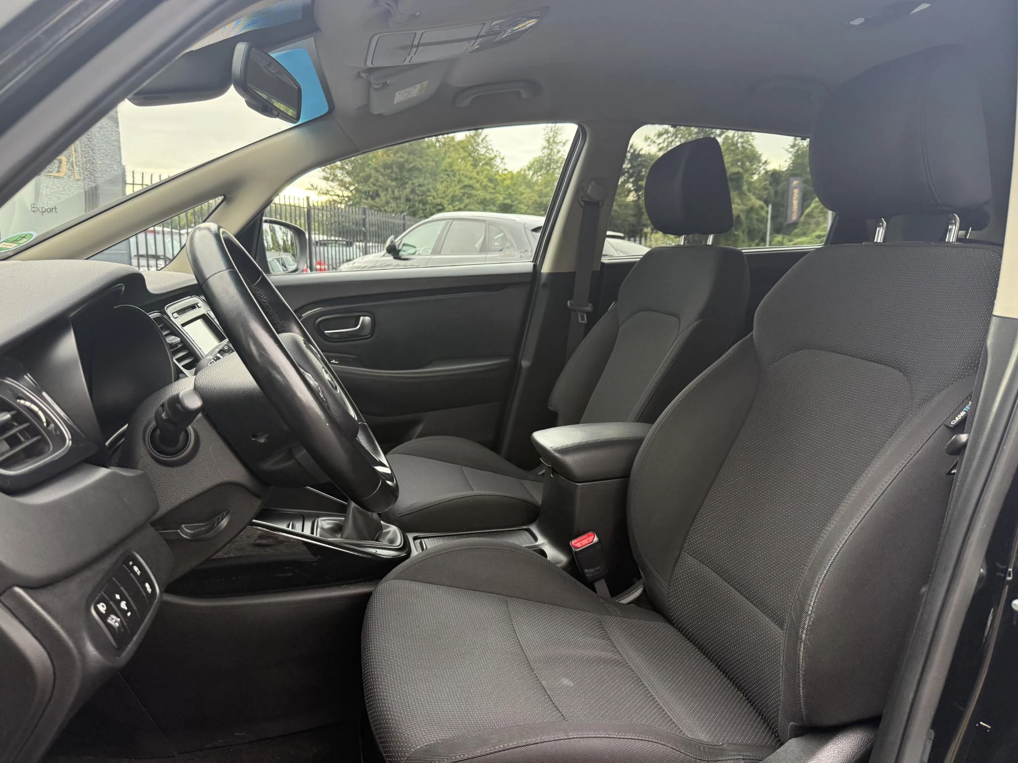 Hoofdafbeelding Kia Carens
