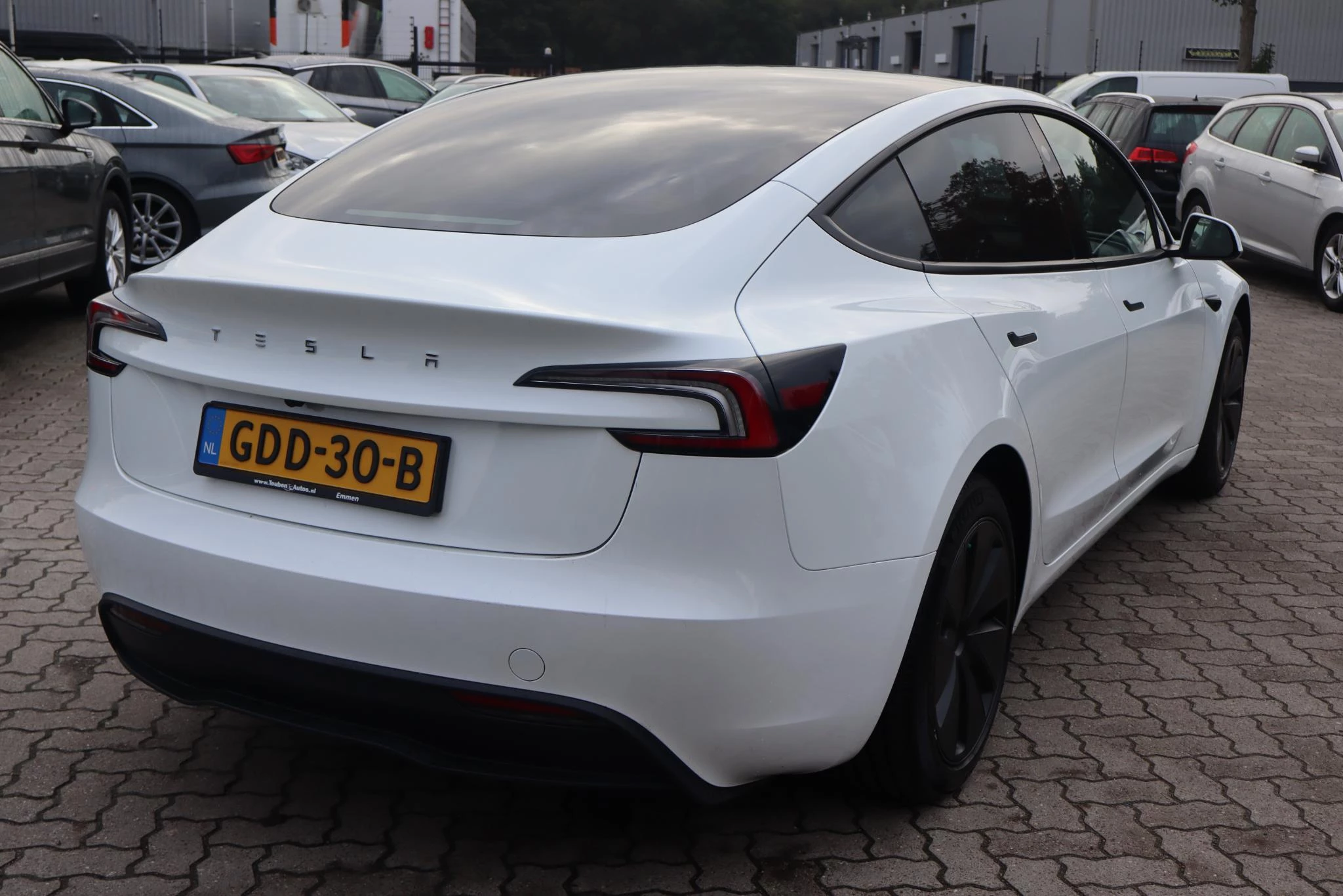 Hoofdafbeelding Tesla Model 3