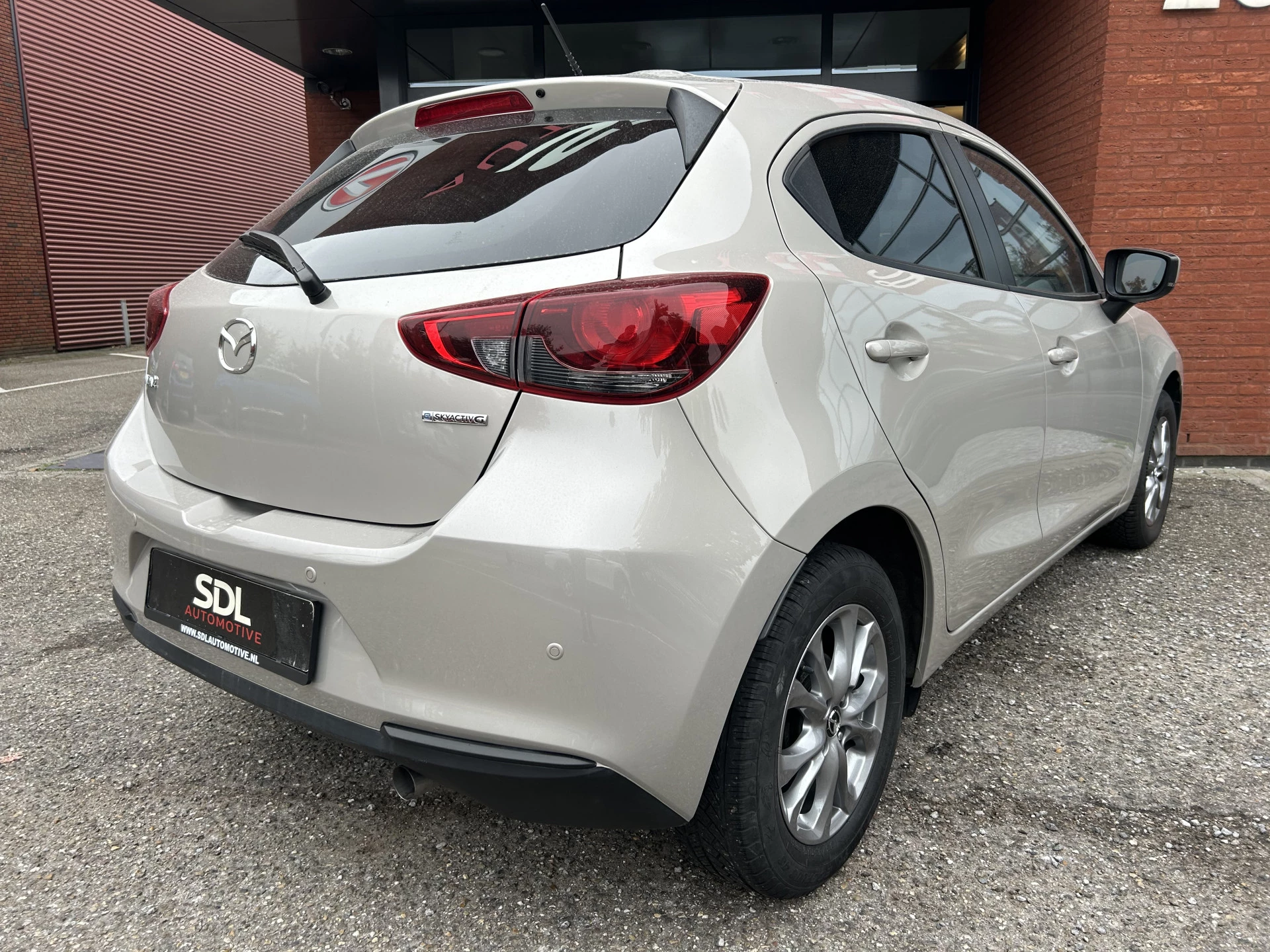 Hoofdafbeelding Mazda 2