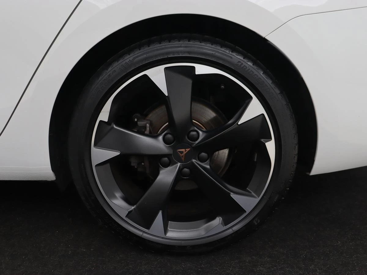 Hoofdafbeelding CUPRA Leon