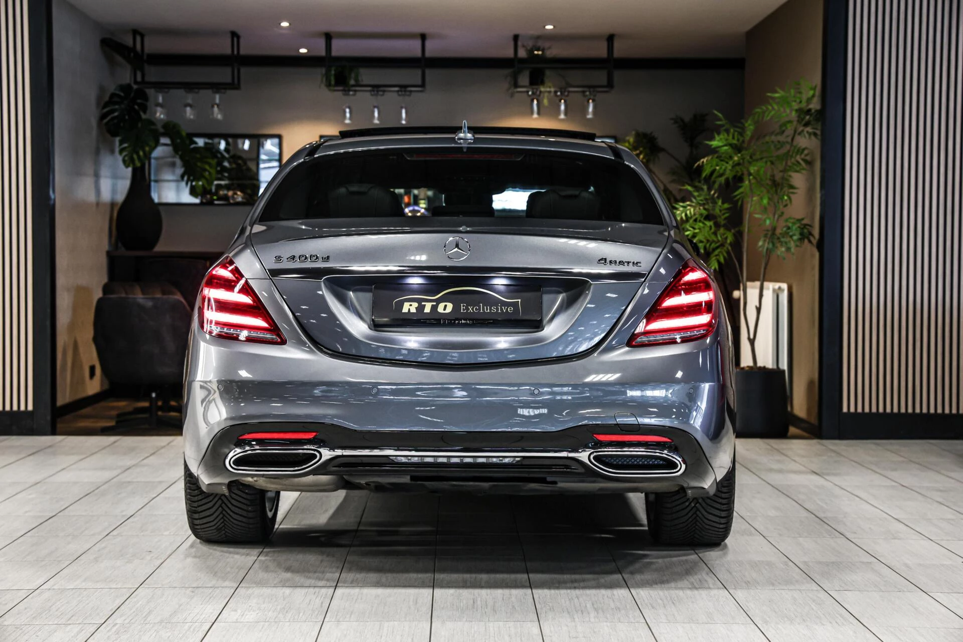 Hoofdafbeelding Mercedes-Benz S-Klasse