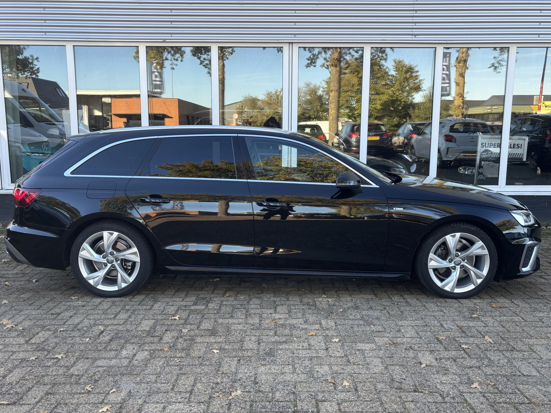 Hoofdafbeelding Audi A4
