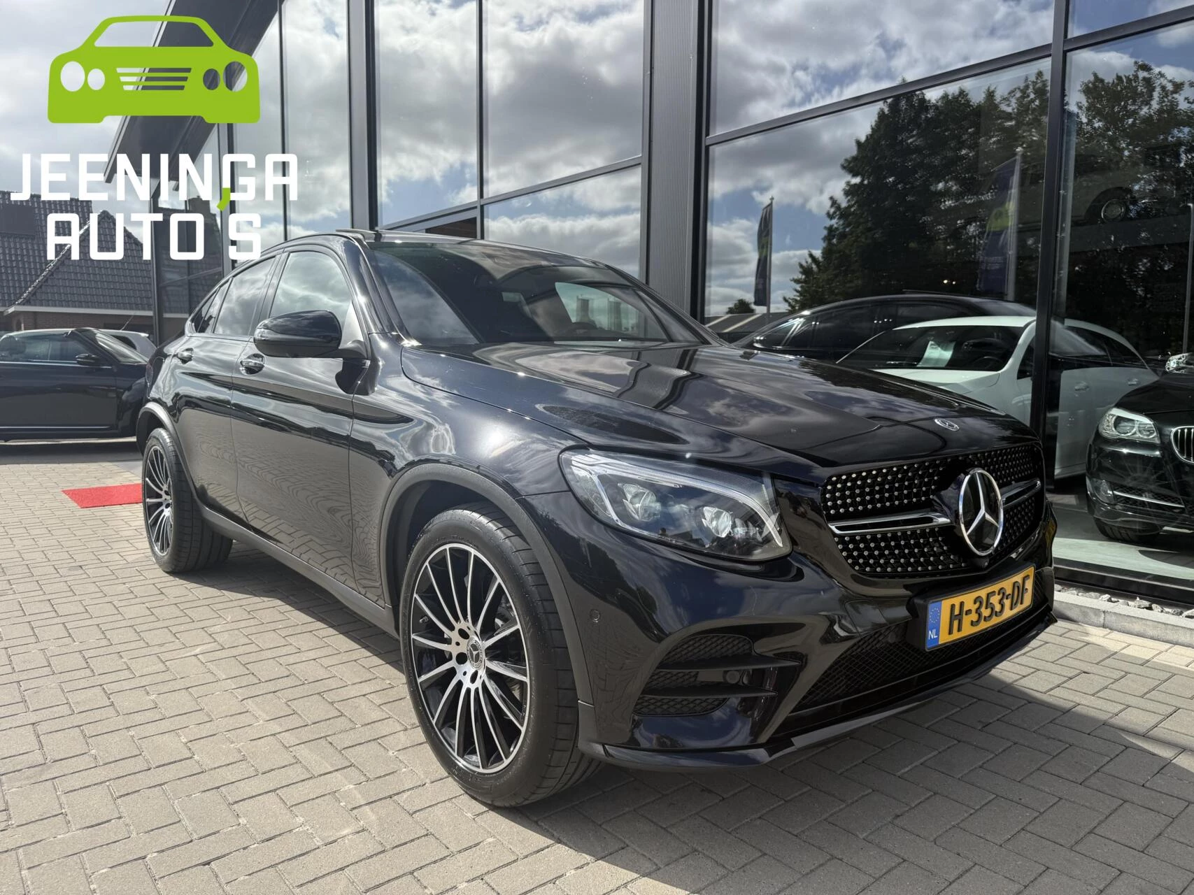Hoofdafbeelding Mercedes-Benz GLC